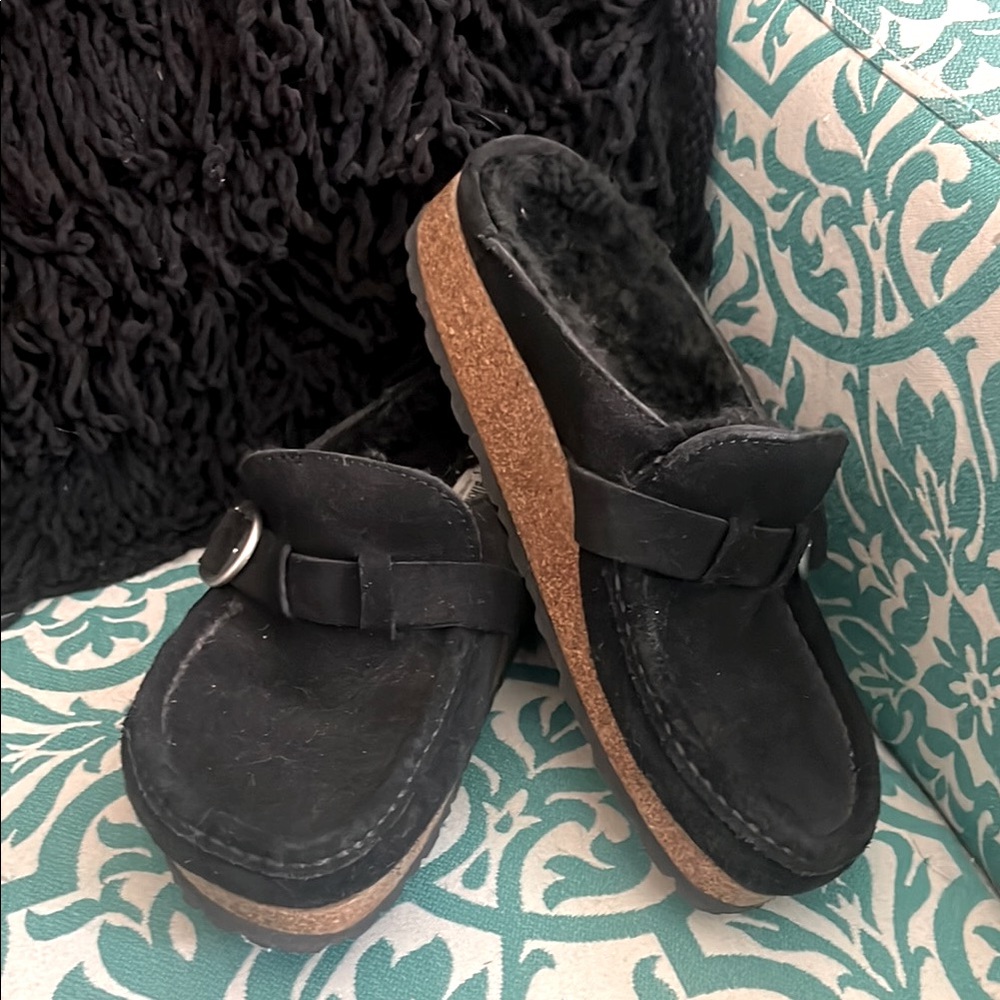 NWOB Birkenstock Black Suede Shoes Cozy Lining Sz 38 (fits 6 or 6.5 Women’s US)